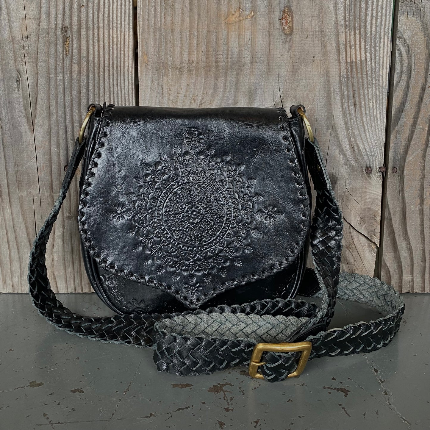 Retro Vibes Carved Leather Handbag