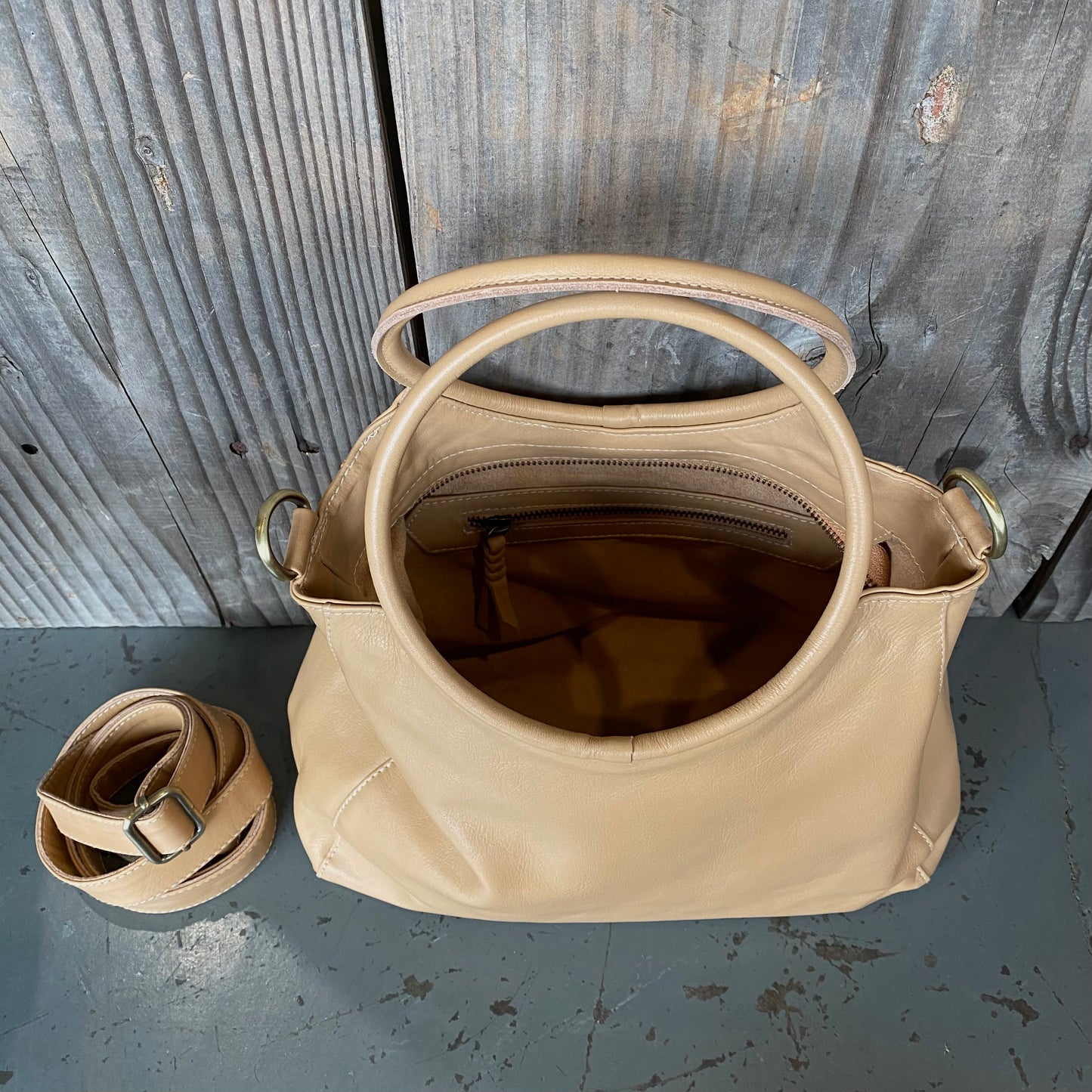 Medium Ring Handle Bag