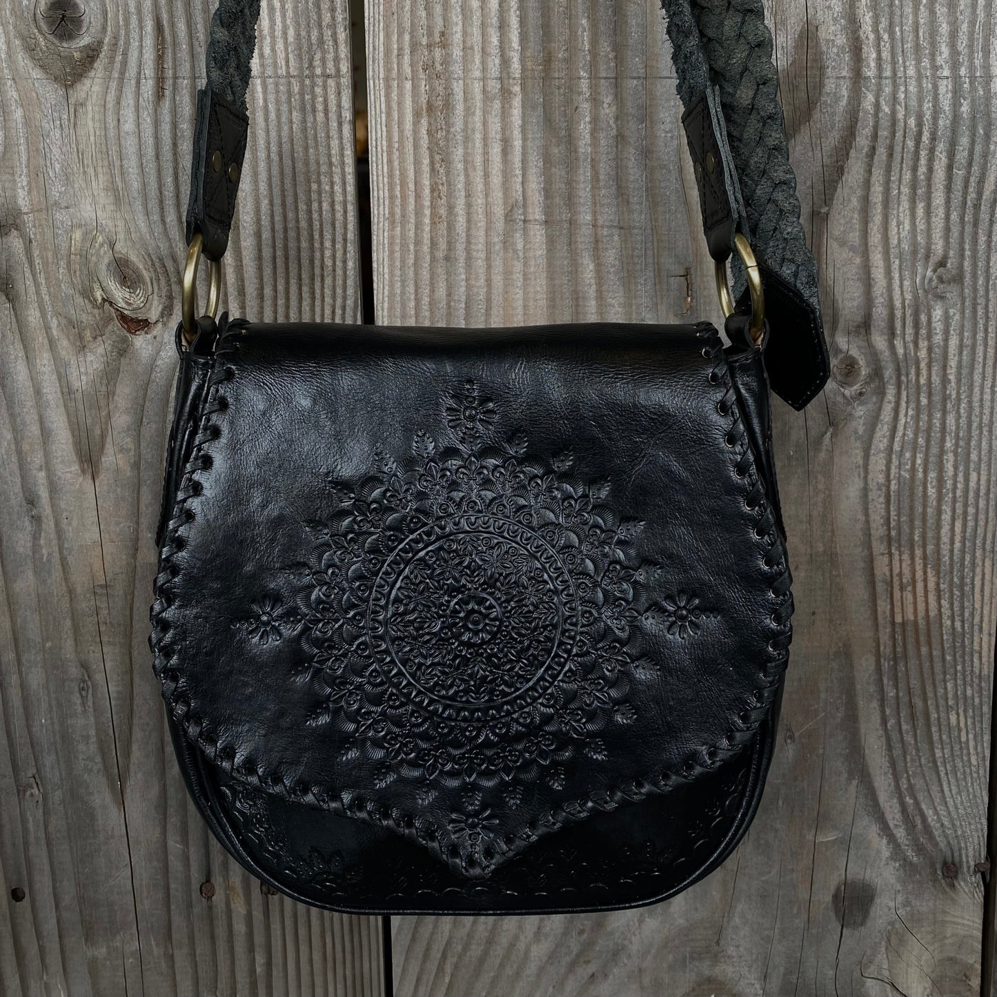 Retro Vibes Carved Leather Handbag