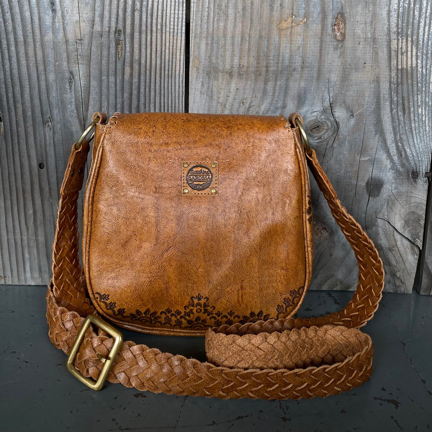 Retro Vibes Carved Leather Handbag