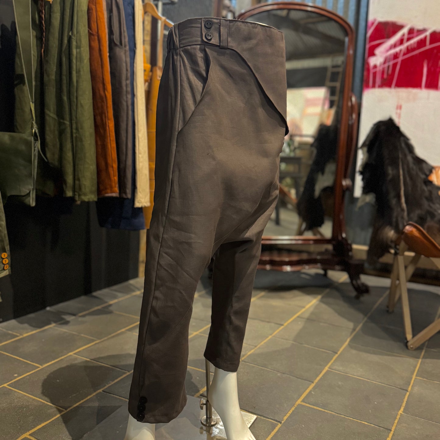 Tailored Japanese-Style Linen Pants