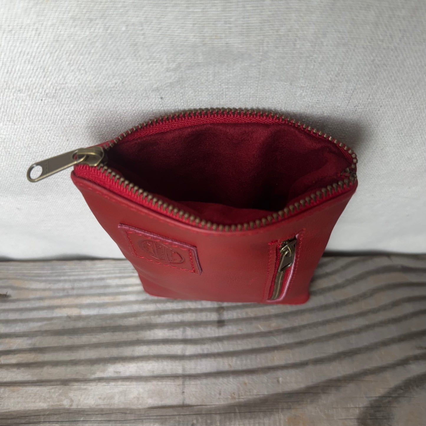 Twin Glasses Pouch