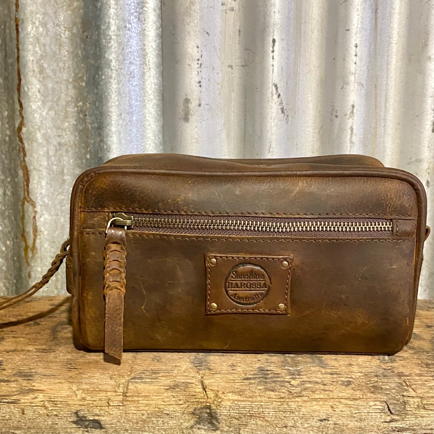 Leather Toiletry Bag / Wash Bag