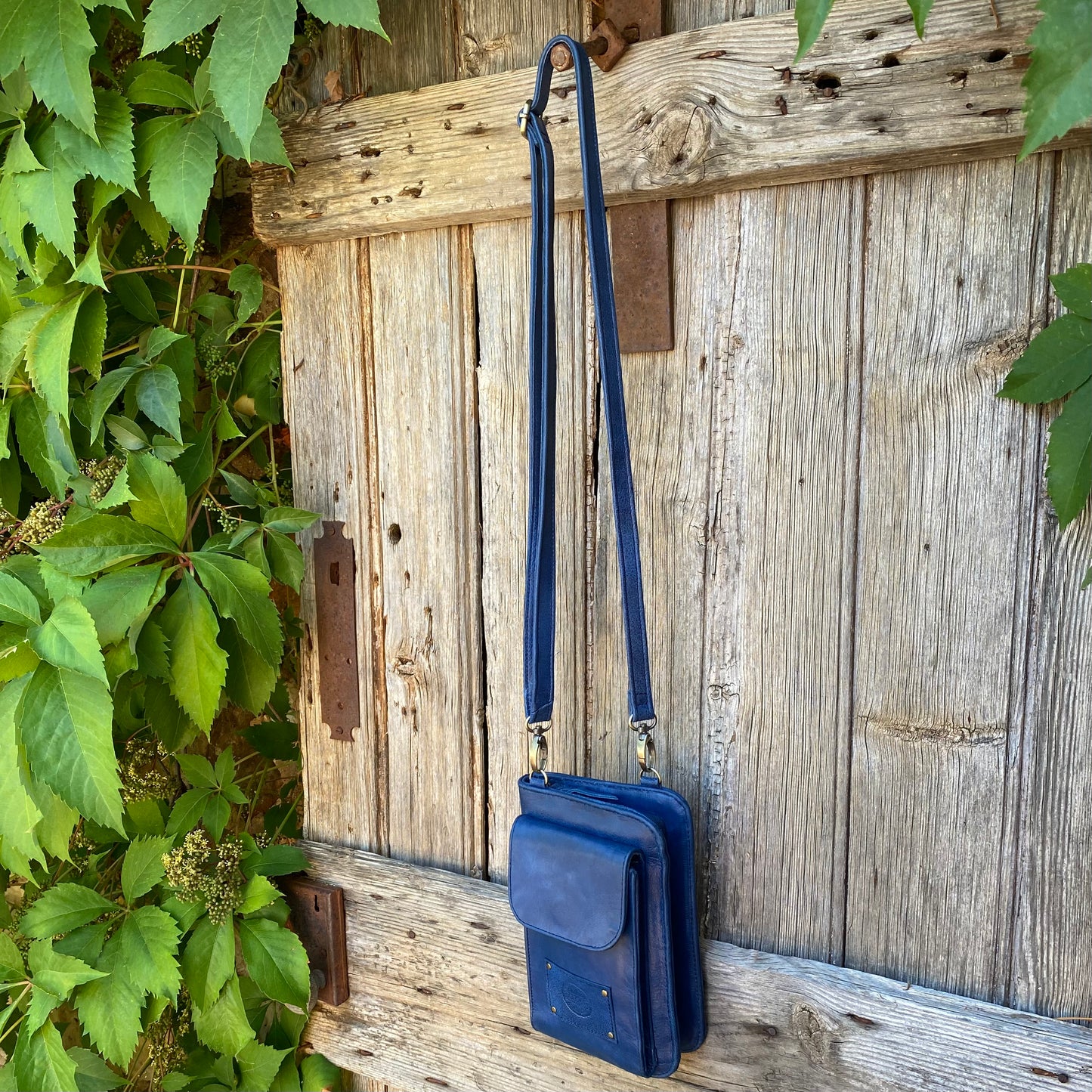 Grab n Go Phone Wallet / Travel Purse