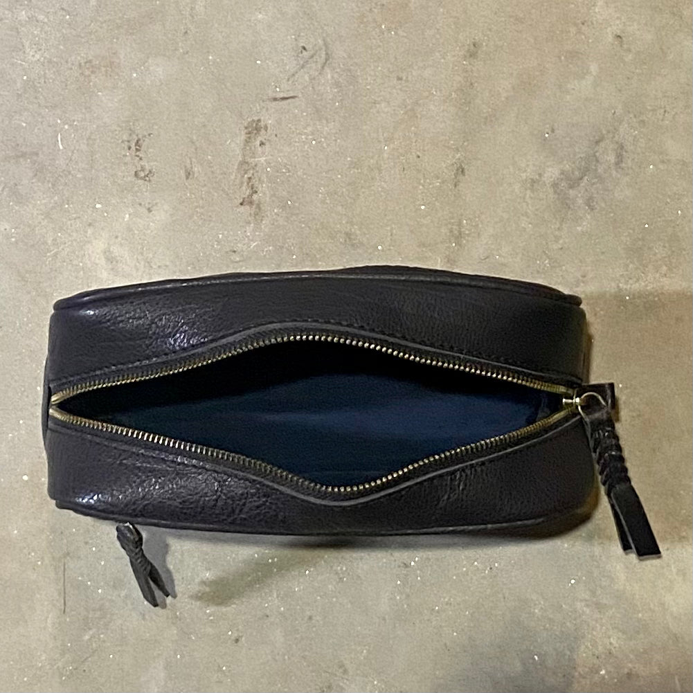 Leather Toiletry Bag / Wash Bag