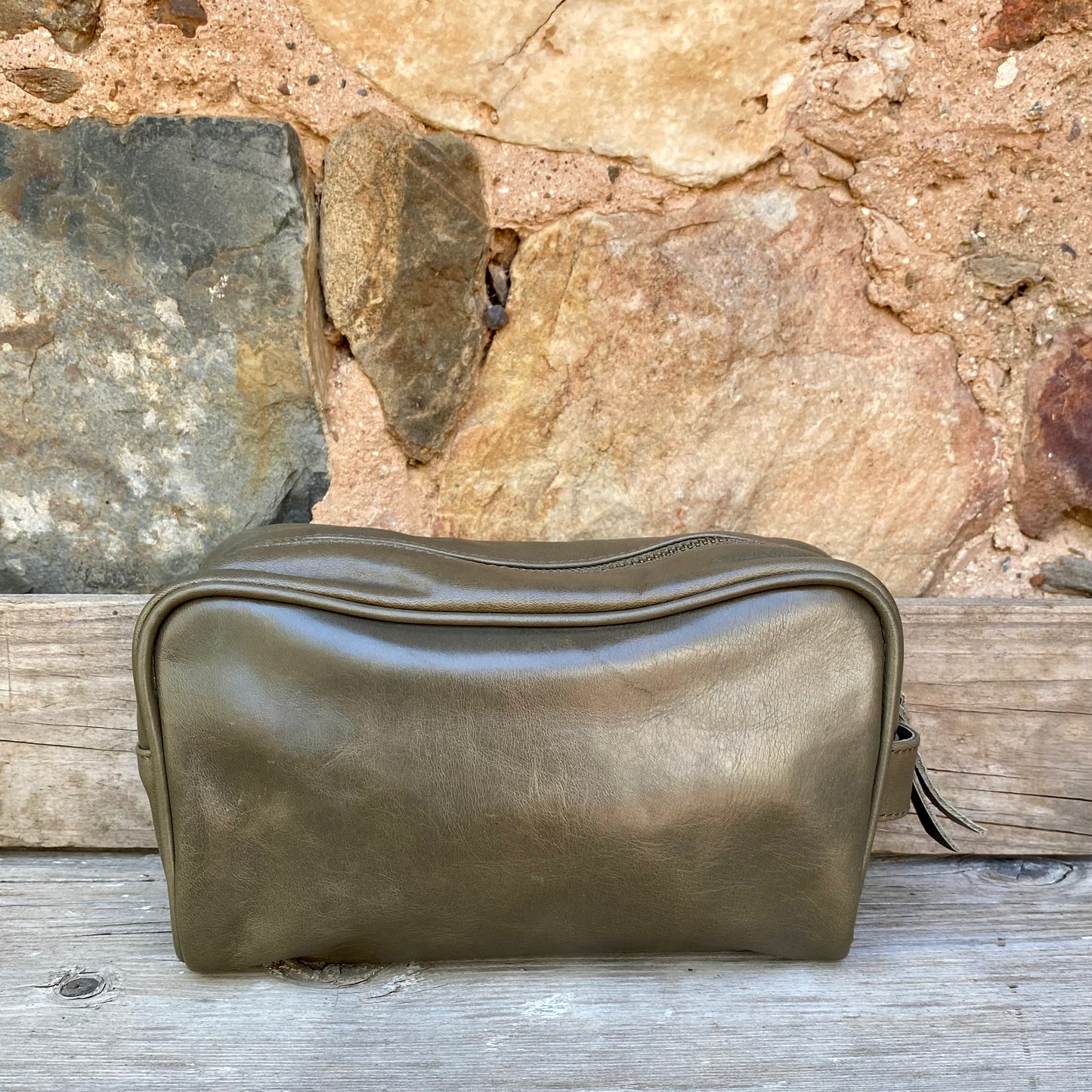 Leather Toiletry Bag / Wash Bag