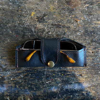 A Thin Leather Snap Lock Glasses Case