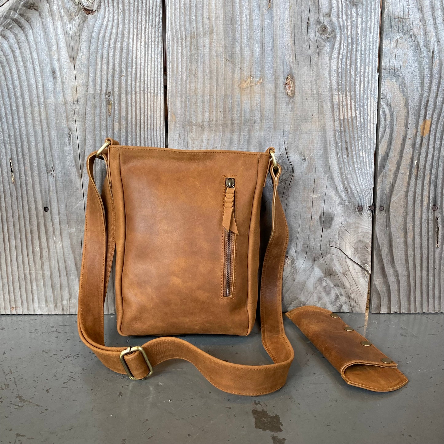 Cowhide Lean Pocket Bag