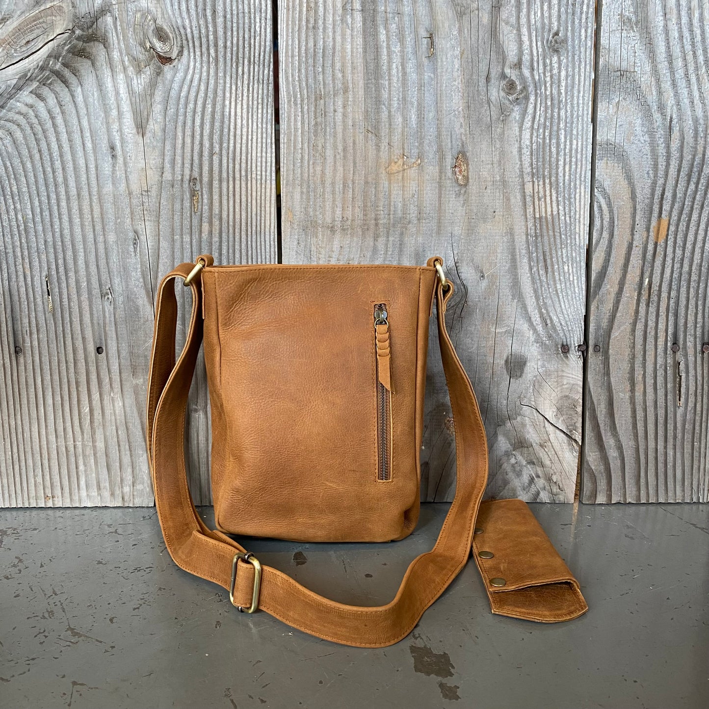 Cowhide Lean Pocket Bag