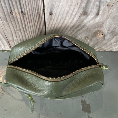 A Bit Bigger Leather Toiletry Bag / Wash Bag