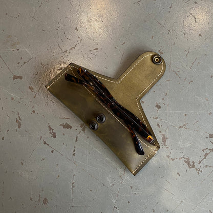 A Thin Leather Snap Lock Glasses Case