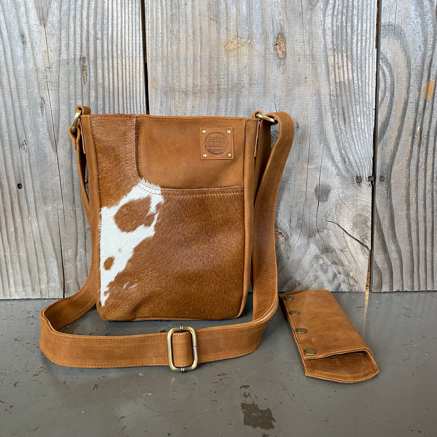 Cowhide Lean Pocket Bag