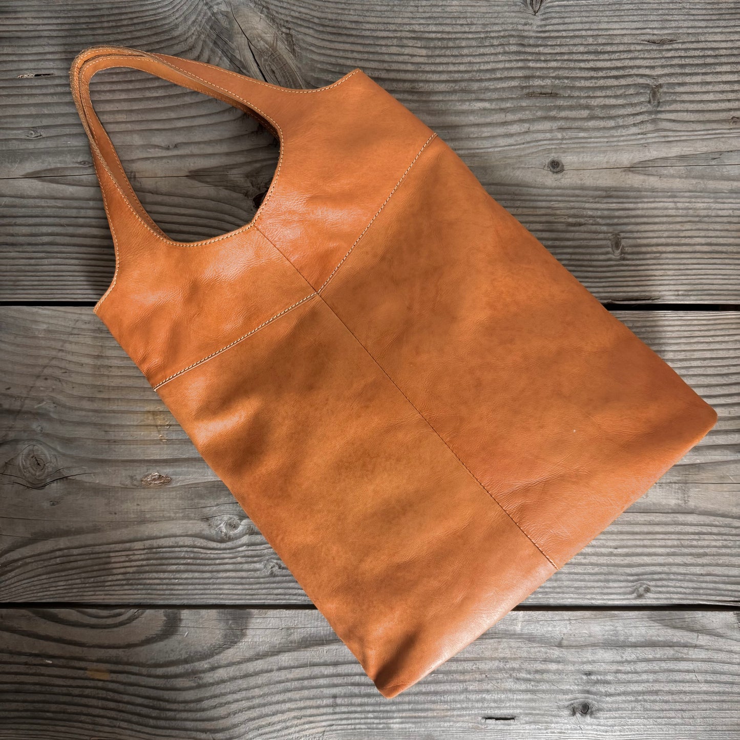 Simple Raw Sleek Shoulder Bag