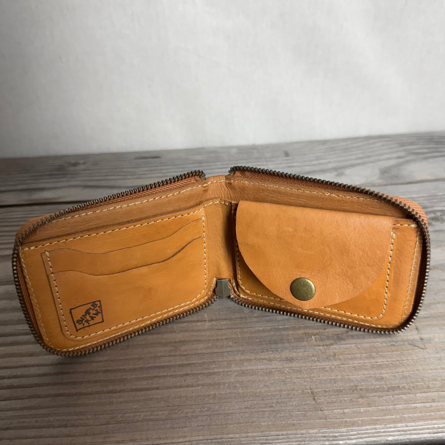 Simple Raw Zipper Wallet
