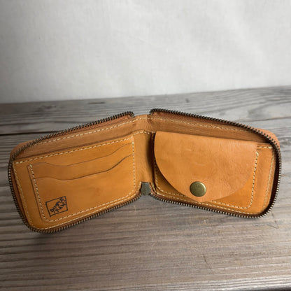 Simple Raw Zipper Wallet