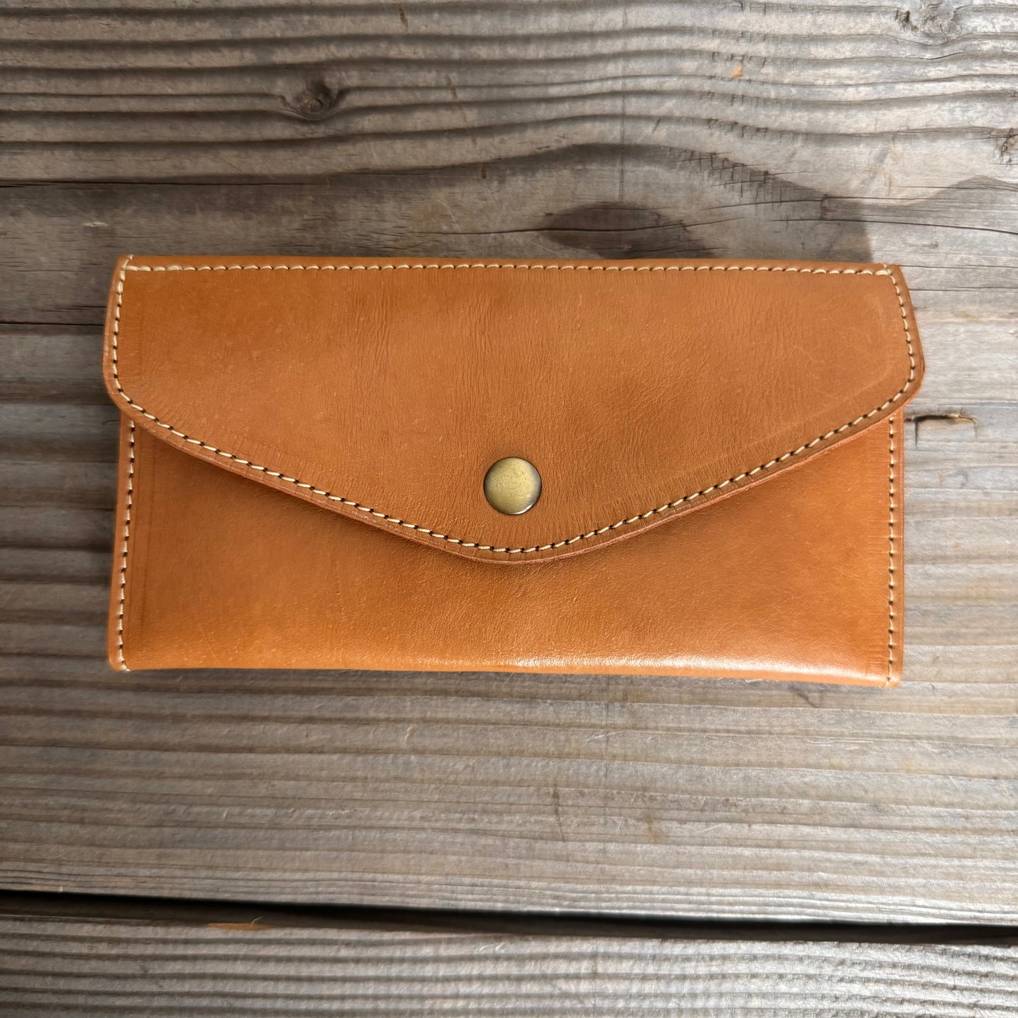 Simple Raw Tri-Fold Purse