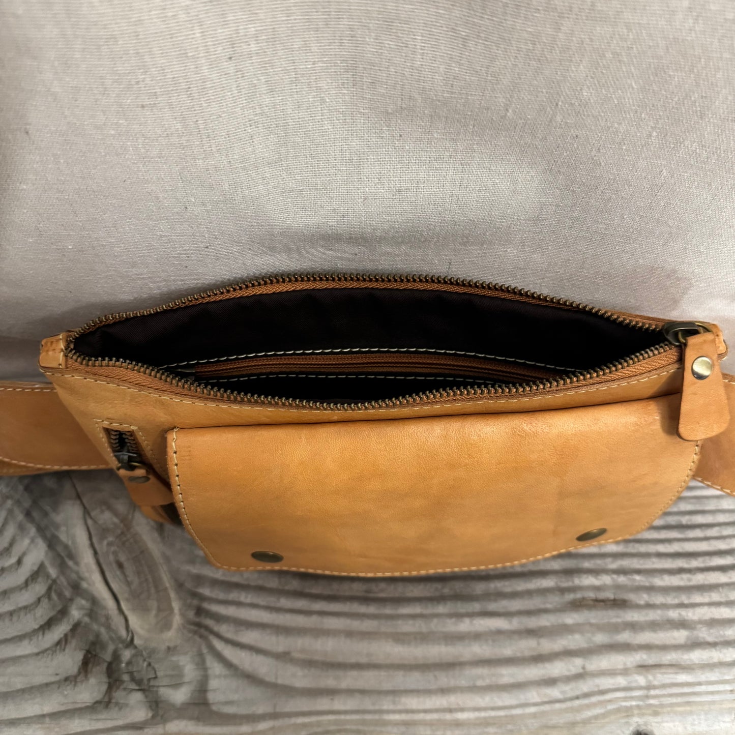 Simple Raw Festival Pouch