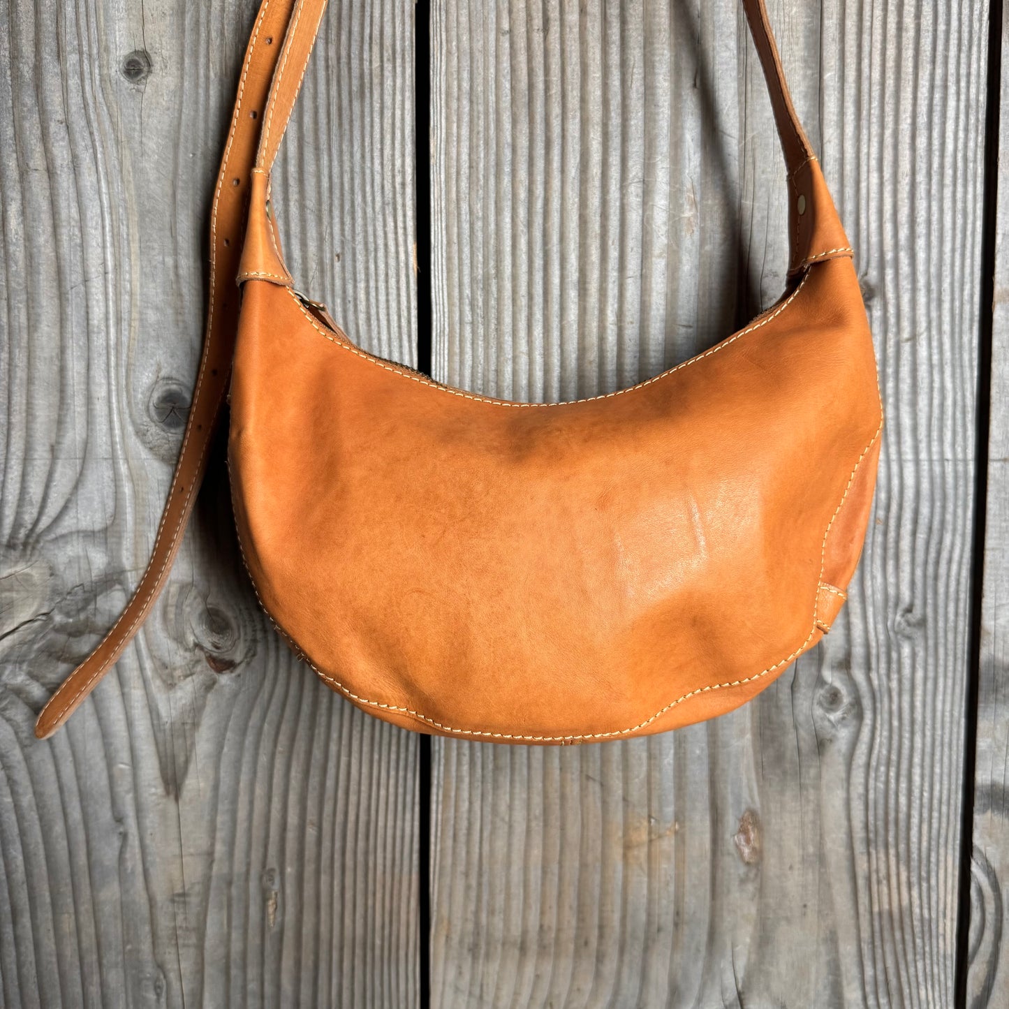 Simple Raw Sling Handbag