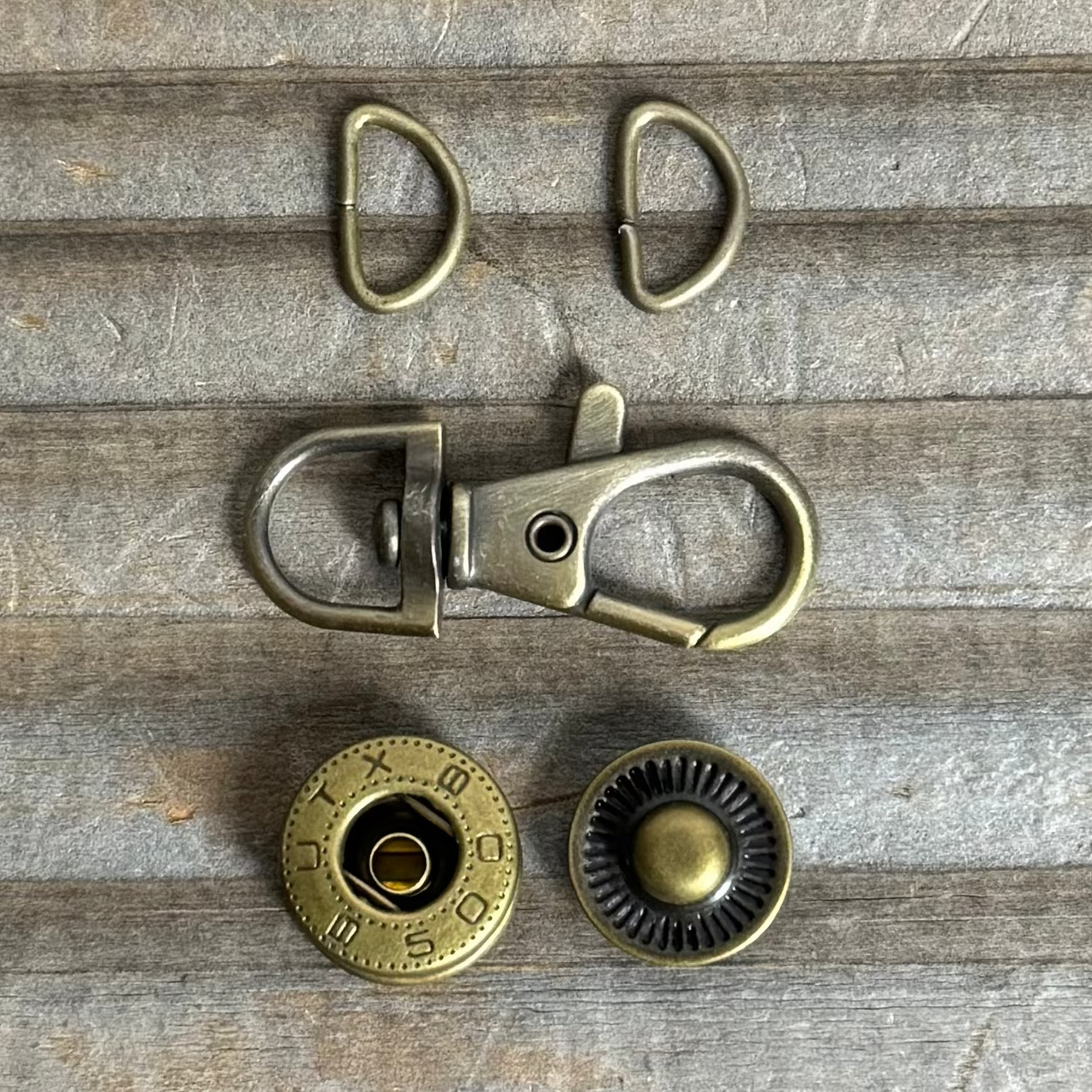 DIY North St. Studios Compartment Clutch Kit