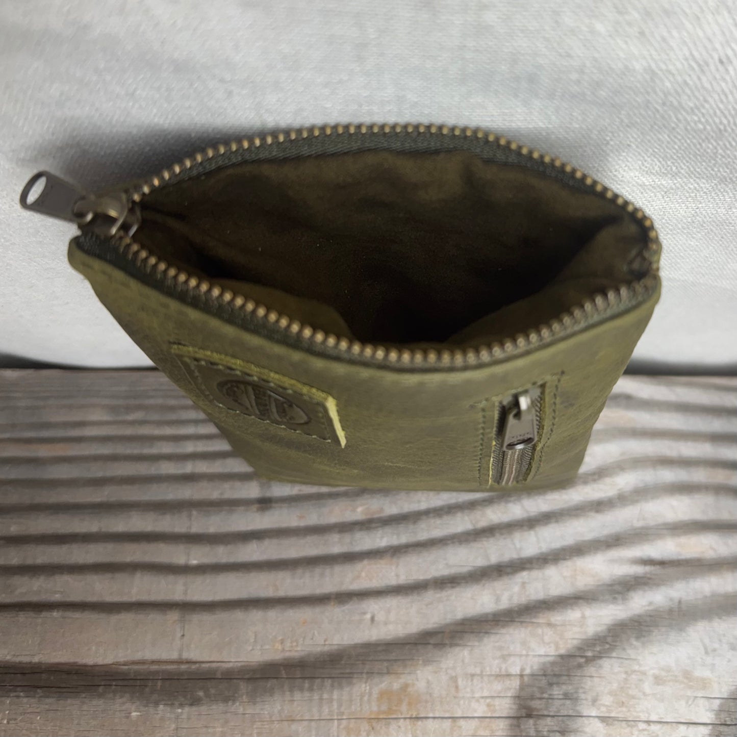 Twin Glasses Pouch