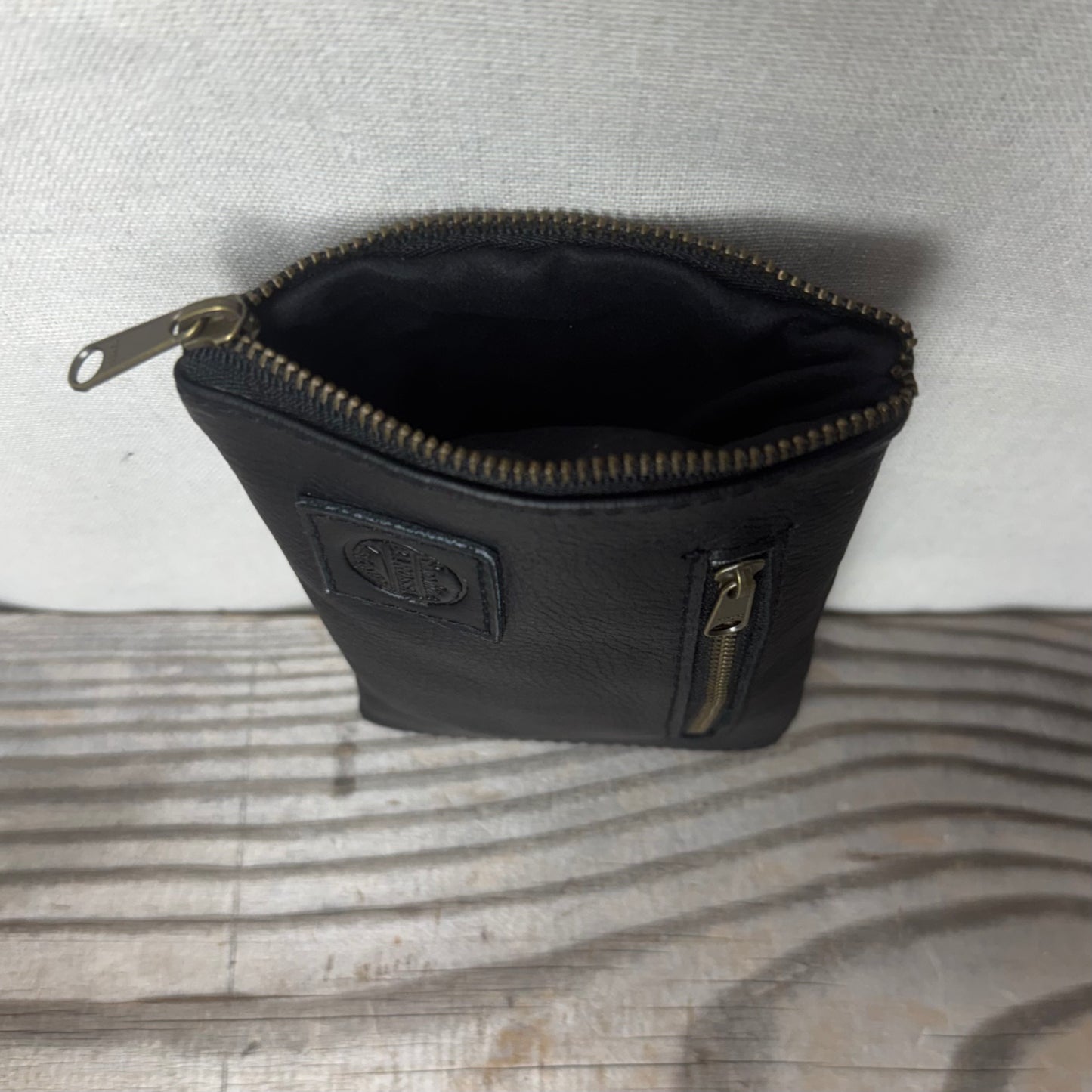 Twin Glasses Pouch