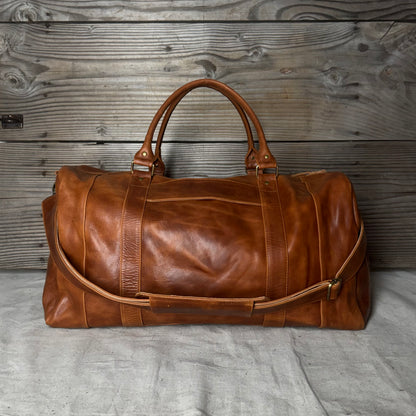 Soft Leather Travel / Duffle / Sports Bag