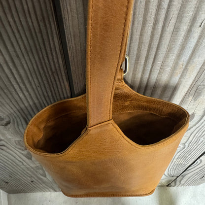 Twin Bottle Leather Wine Carrier