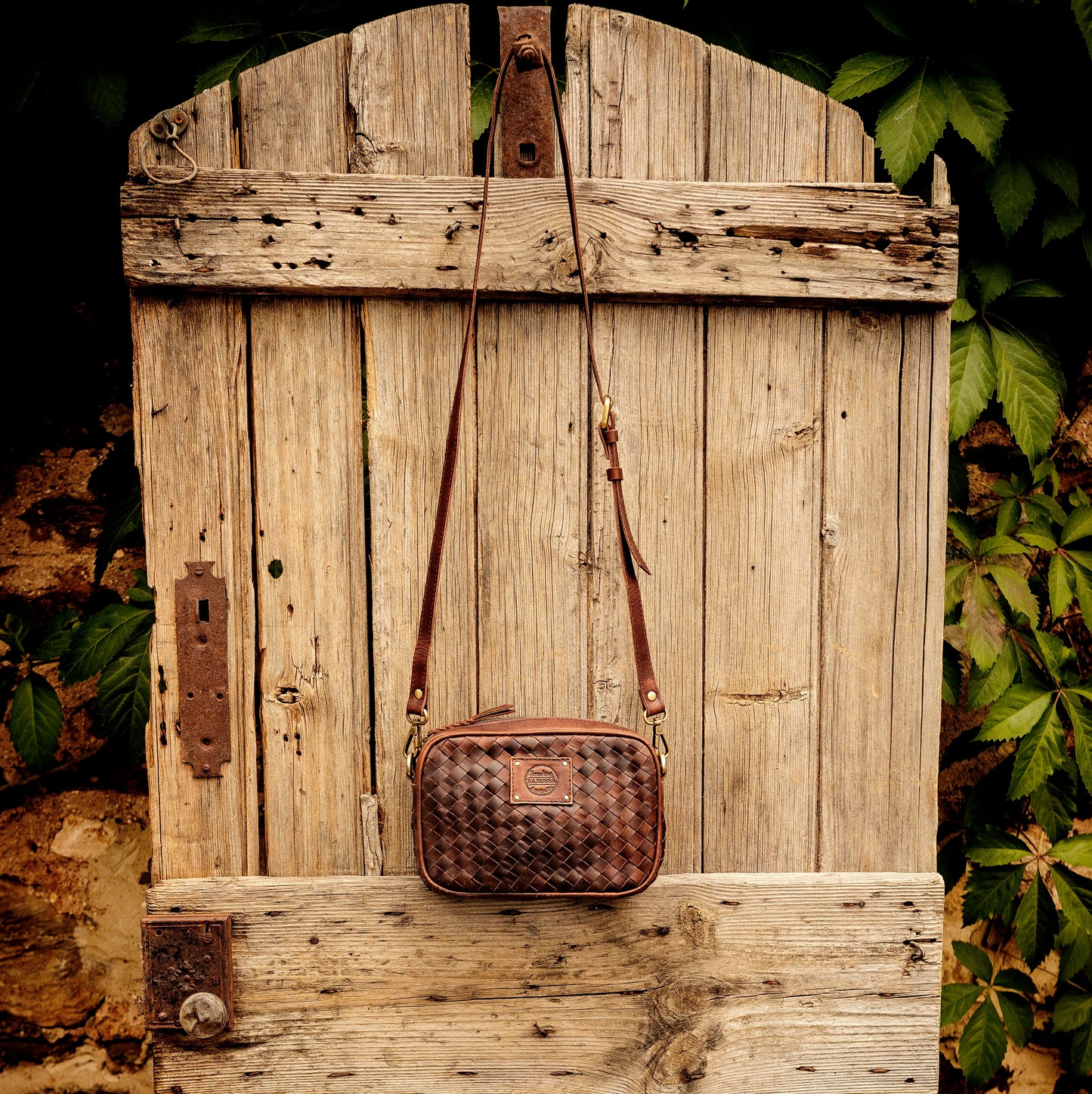 Buffalo Hide Leather Weave Large Pouch with Strap