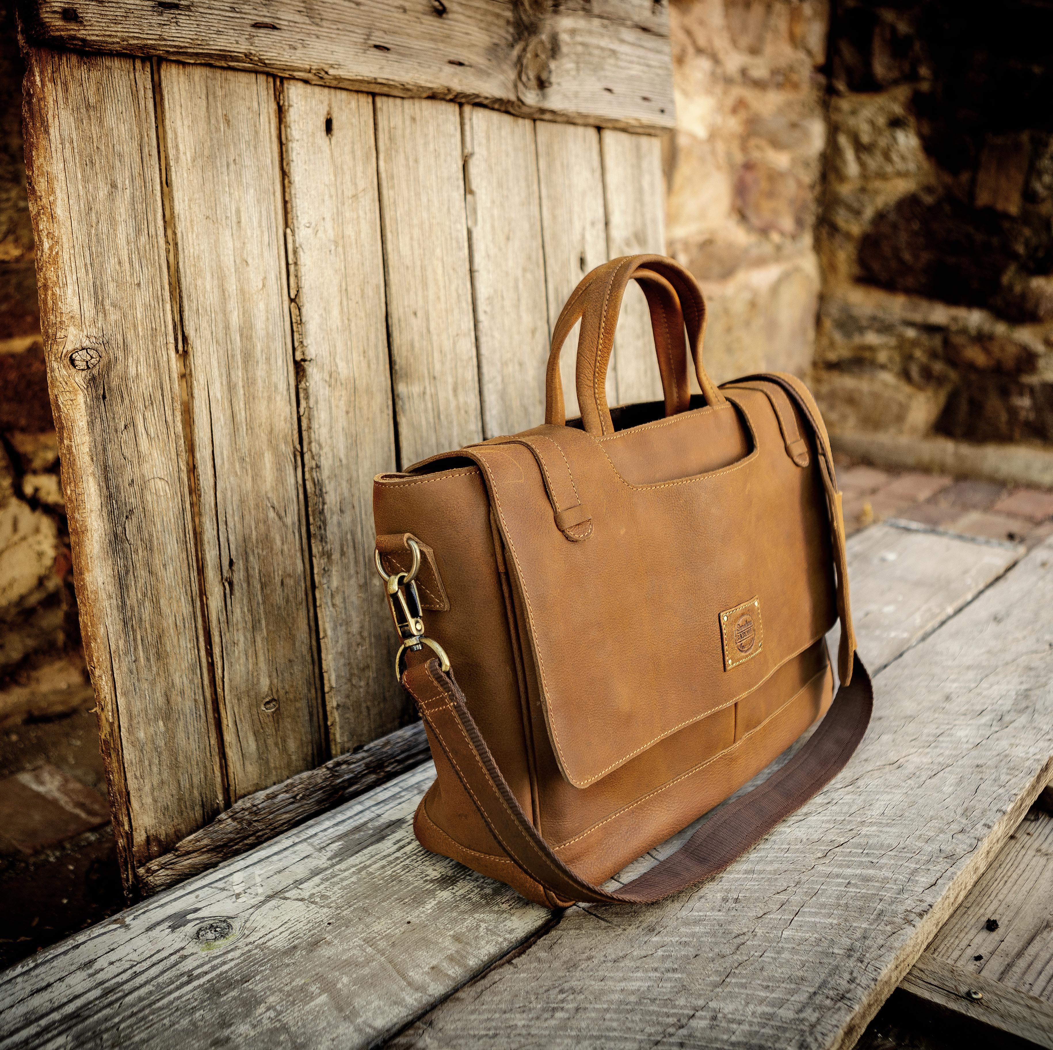 Mens leather 2025 laptop bag australia