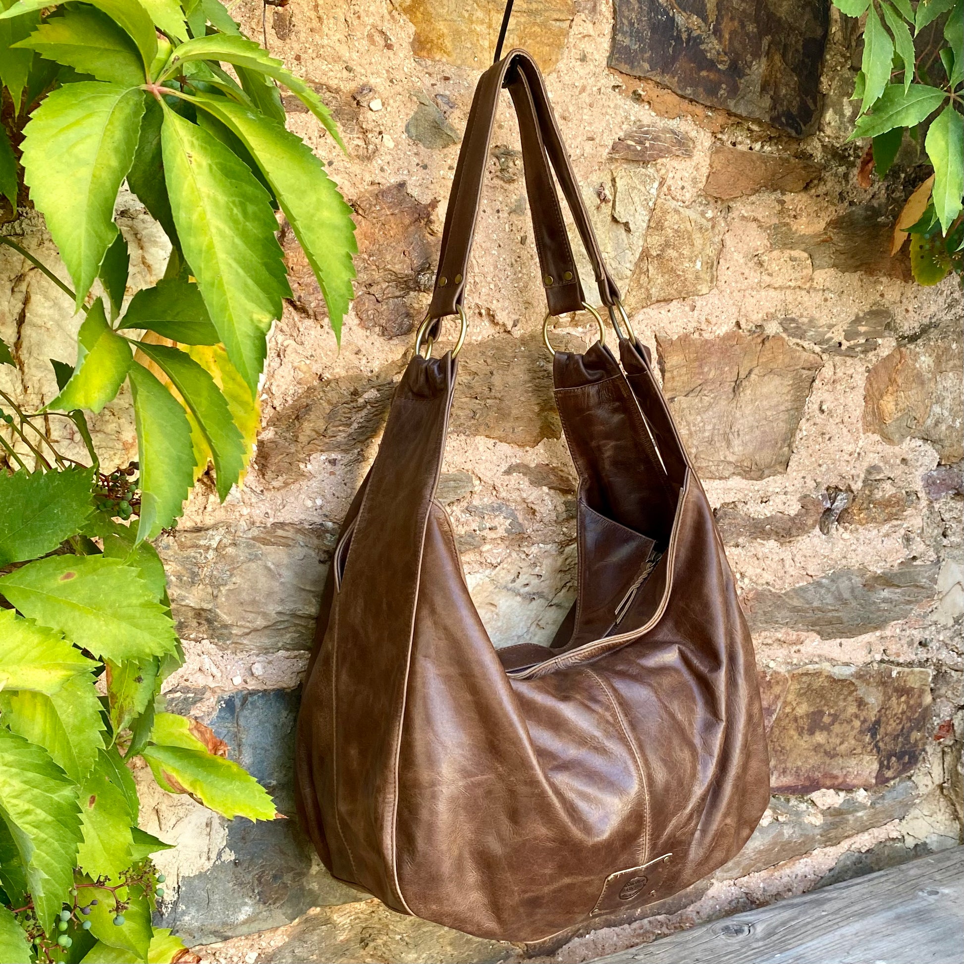 Large Leather Slouch Overnighter Sunshine Barossa Australia