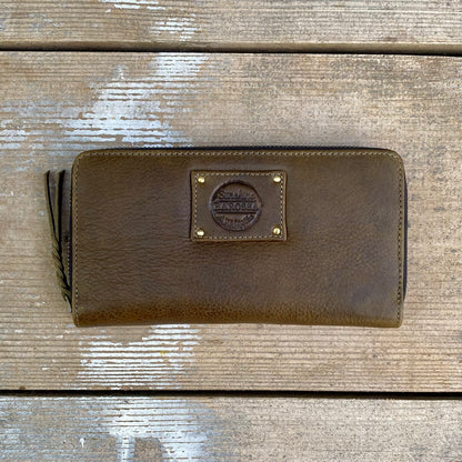 Slender Zippered Leather Purse / Wallet