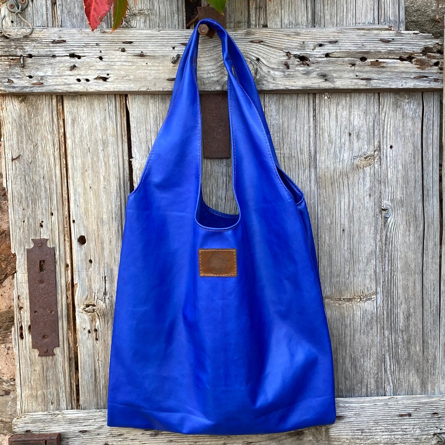 Generous Leather Shopping Bag