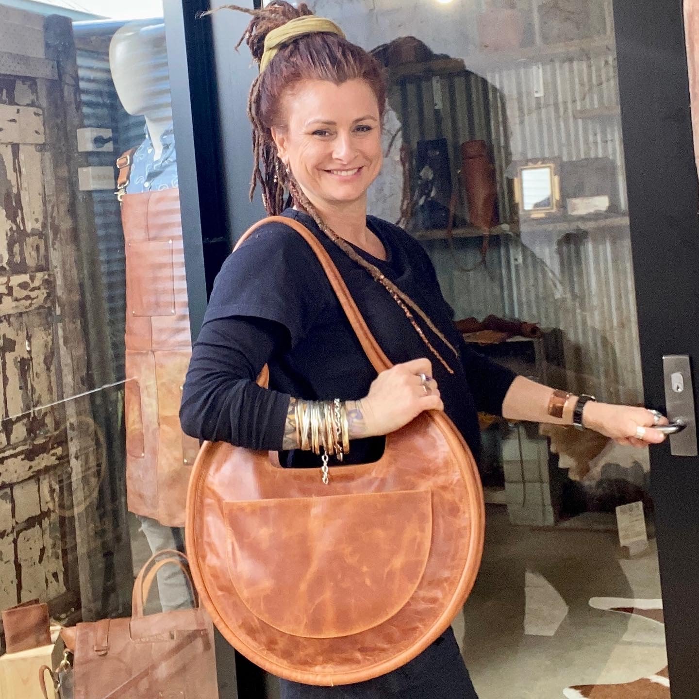 Large round clearance handbags