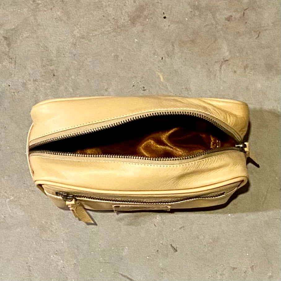 Leather Toiletry Bag / Wash Bag￼